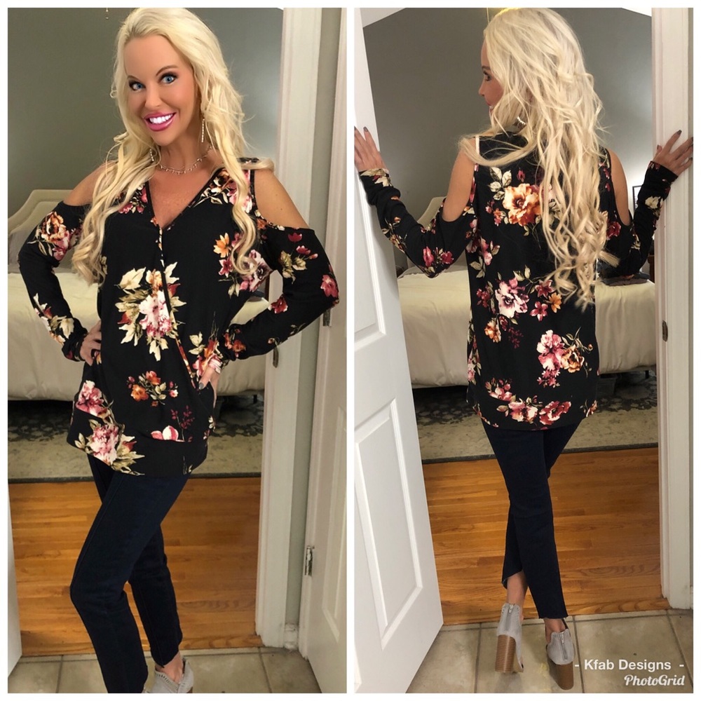 Last one!! Soft Surplice Cold Shoulder Tunic 🌺 - Picture 3 of 6